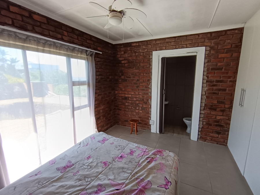 7 Bedroom Property for Sale in Gonubie Eastern Cape